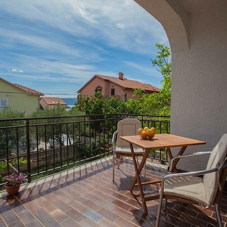 Guesthouse Maver Đảo Đảo Cres Ngoại thất bức ảnh