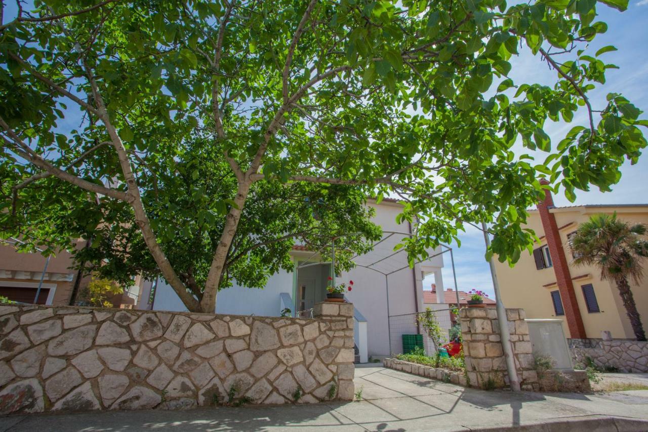 Guesthouse Maver Đảo Đảo Cres Ngoại thất bức ảnh