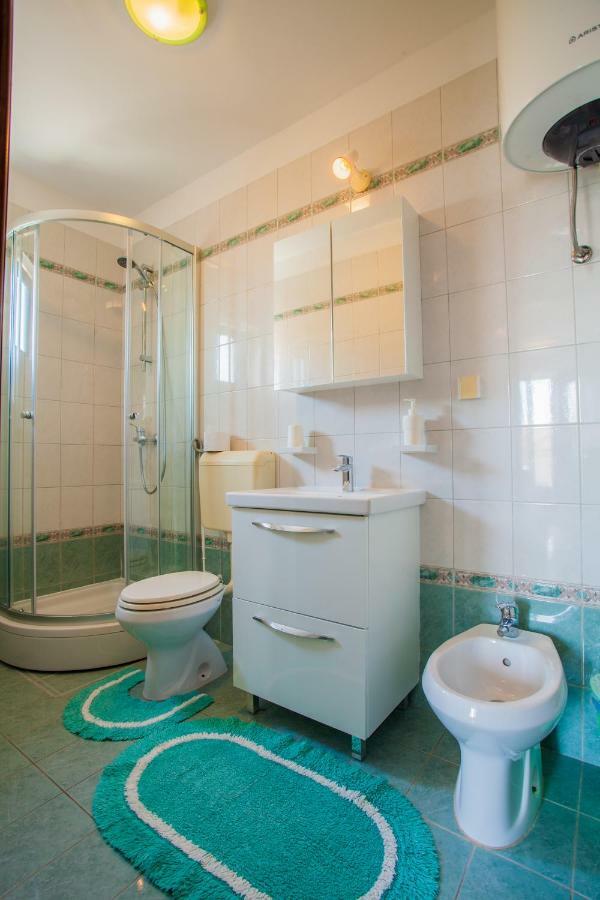 Guesthouse Maver Đảo Đảo Cres Ngoại thất bức ảnh