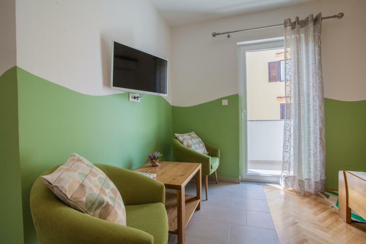 Guesthouse Maver Đảo Đảo Cres Ngoại thất bức ảnh